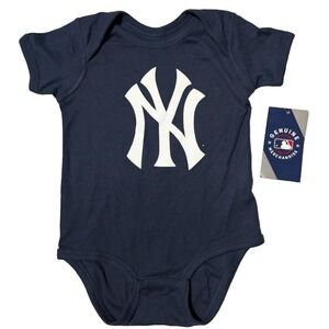 NEW YORK YANKEES x Outer Stuff Blue One-Piece - Infant 6-9 Months